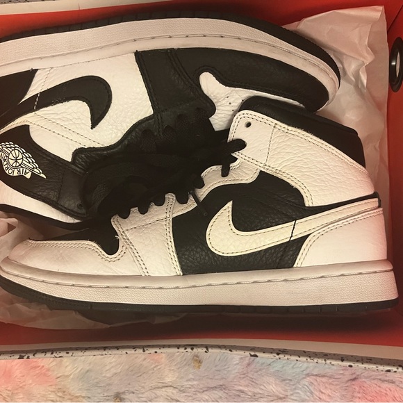 Air Jordan 4 Retro GS 4.5Y Black/White Cool Grey/Chrome